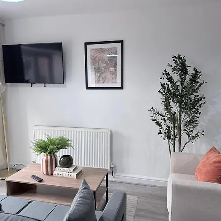 Homestay 52 Ring Road 2 Shared House Ensuite Leeds (West Yorkshire)